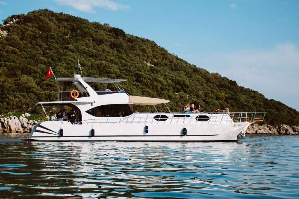 26 personnes TURQUOISE BLUE : Excursion privée en bateau de 5 heures