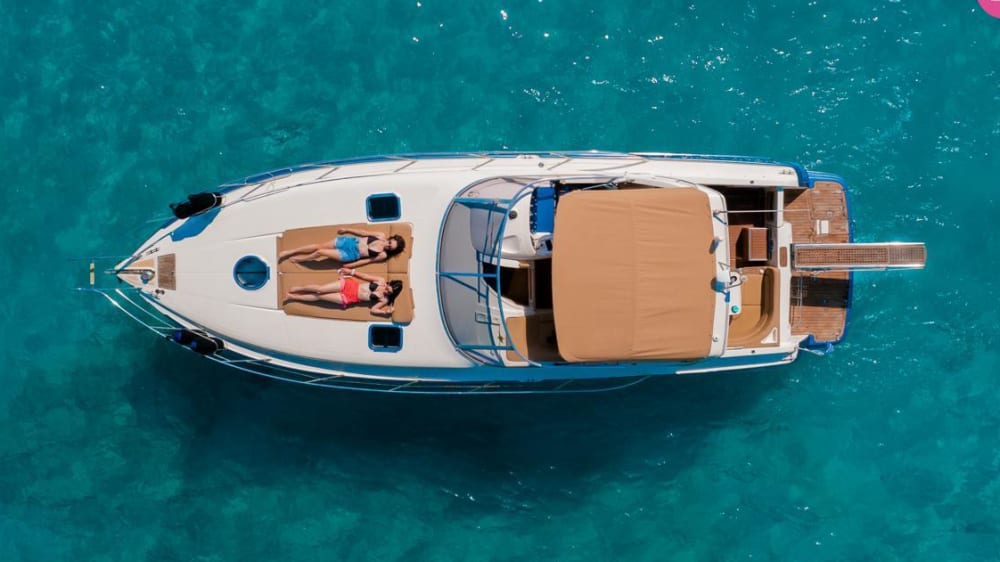 Große Zakynthos-Tour: Ganztägige Kreuzfahrt zum Shipwreck Beach, den Blauen Grotten und den Keri-Buchten