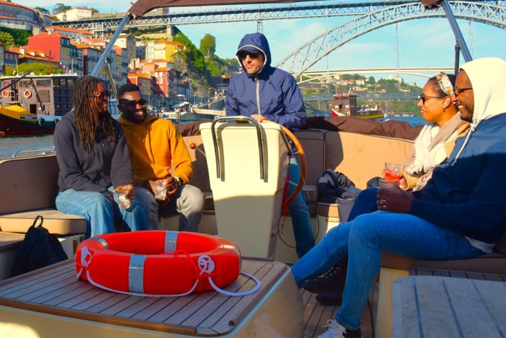 Magischer Sonnenuntergang am Douro: Elegante Flusskreuzfahrt