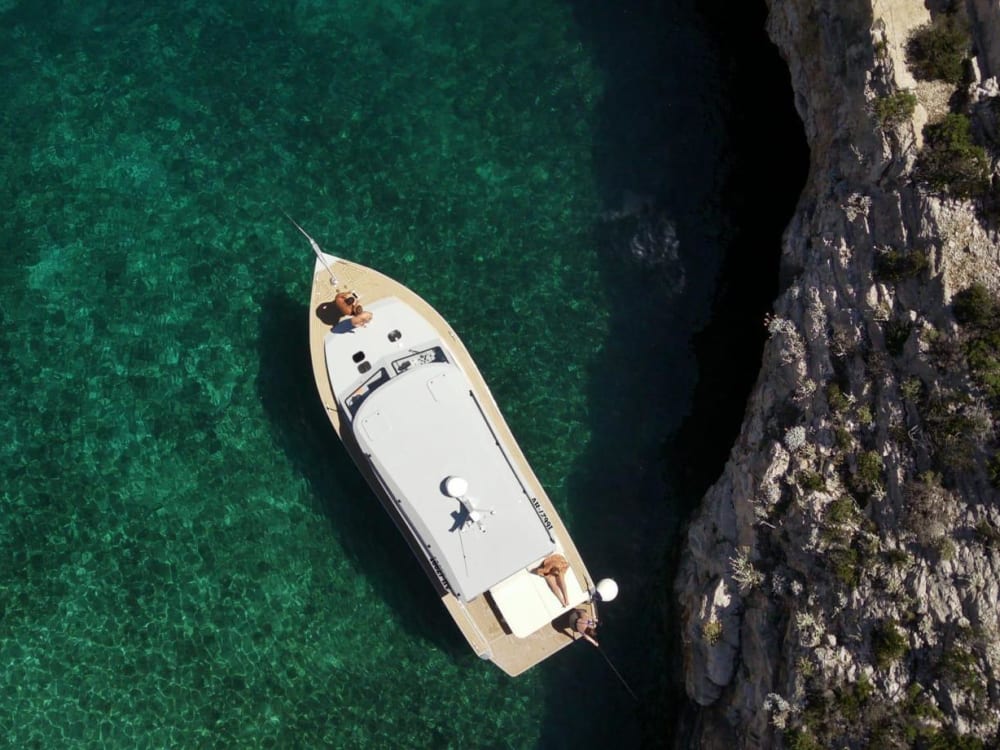 Hele dag geheime Hvar-boottocht: ontdek de zuidkust van Hvar en de Pakleni-eilanden