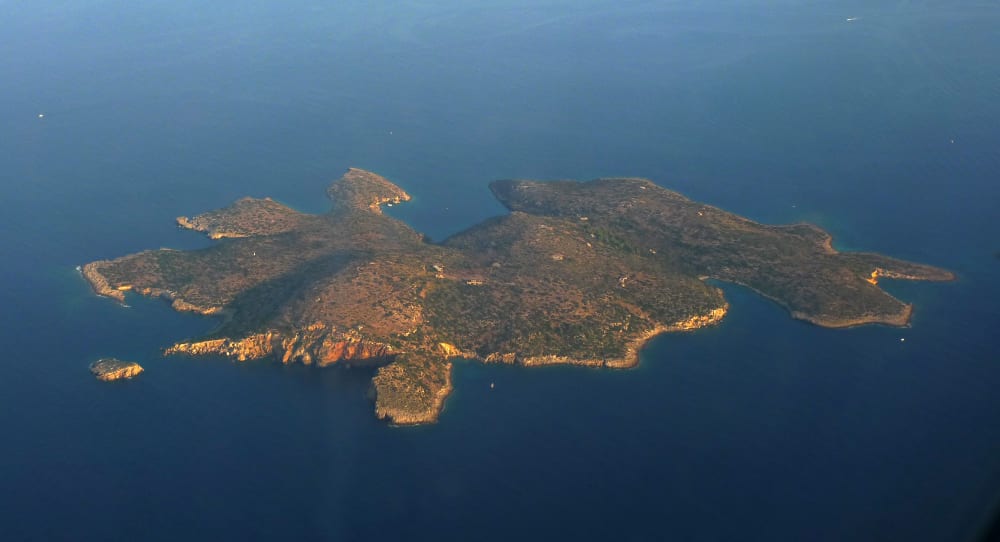 Baignade et plongée avec tuba à Fleves – Excursion en bateau privé au départ de Glyfada
