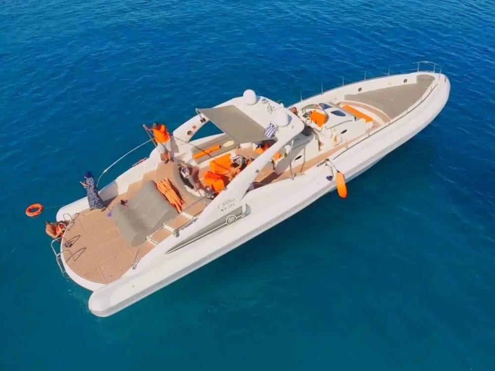 Naviguez vers la sérénité – Une escapade d'une demi-journée à Rhodes pour profiter du soleil, de la mer et de l'isolement