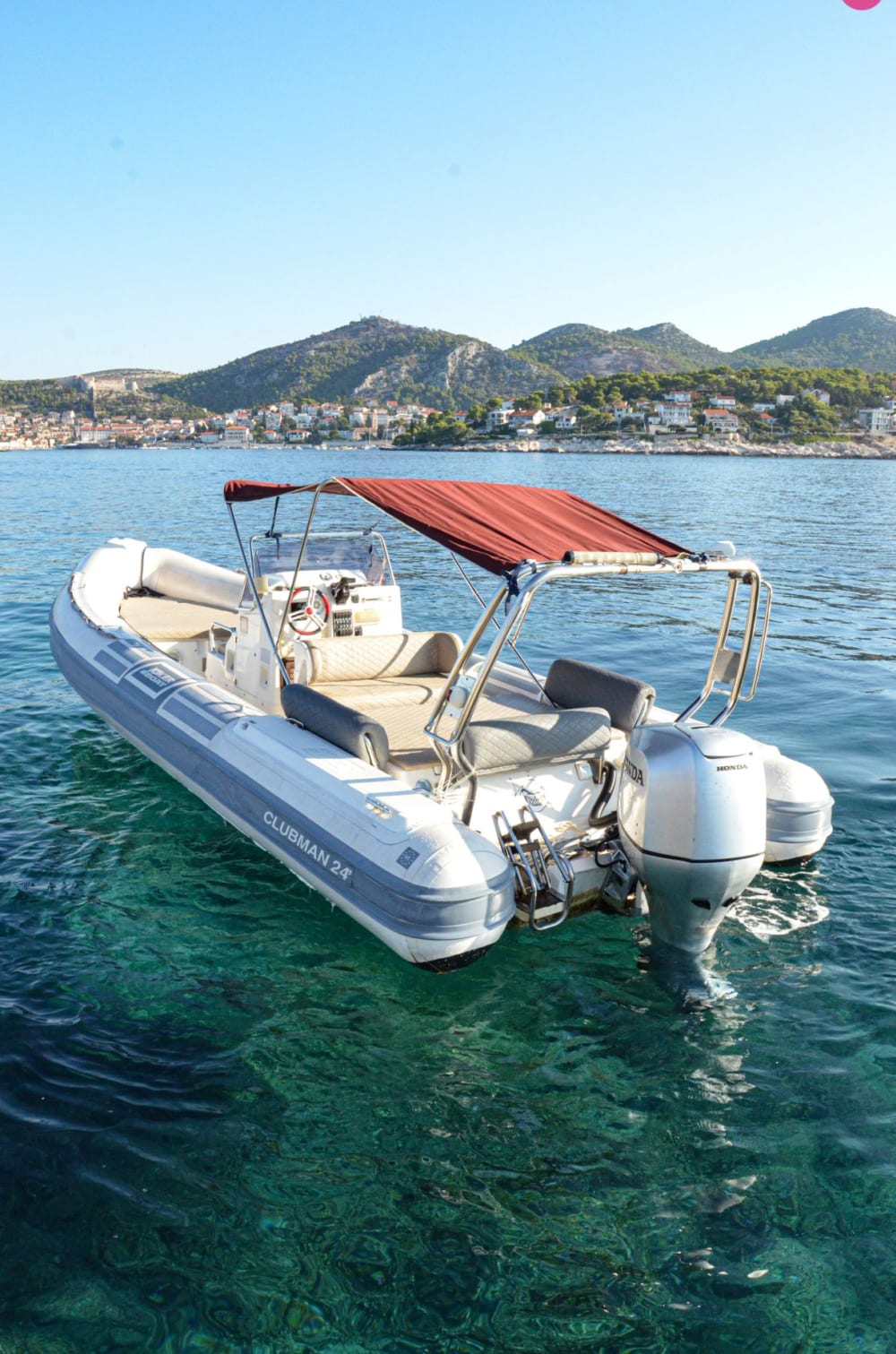 Hvar to Pakleni Islands – 7h Coast & Swim Cruise