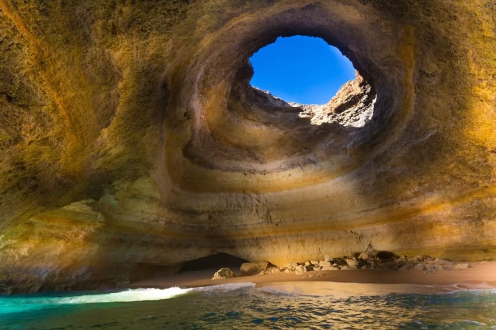 Expérience ultime de navigation côtière&nbsp;: croisière de 4&nbsp;heures avec arrêts baignade
