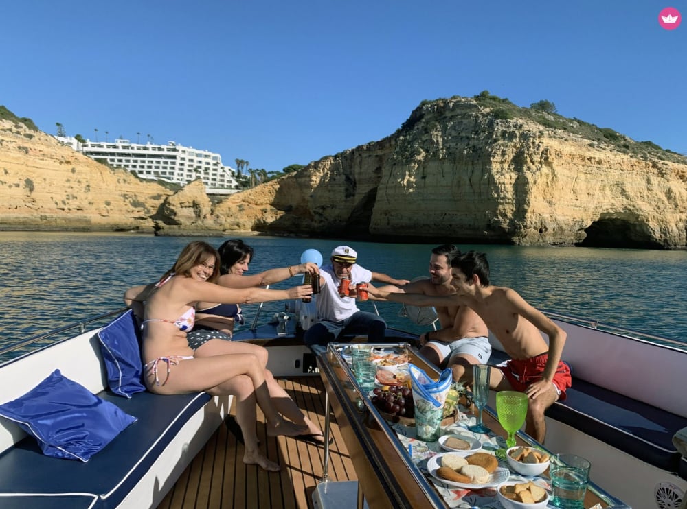 Private Algarve Party Boat – 3h Cruise with Music, Swim Stop & Drinnks (optional)