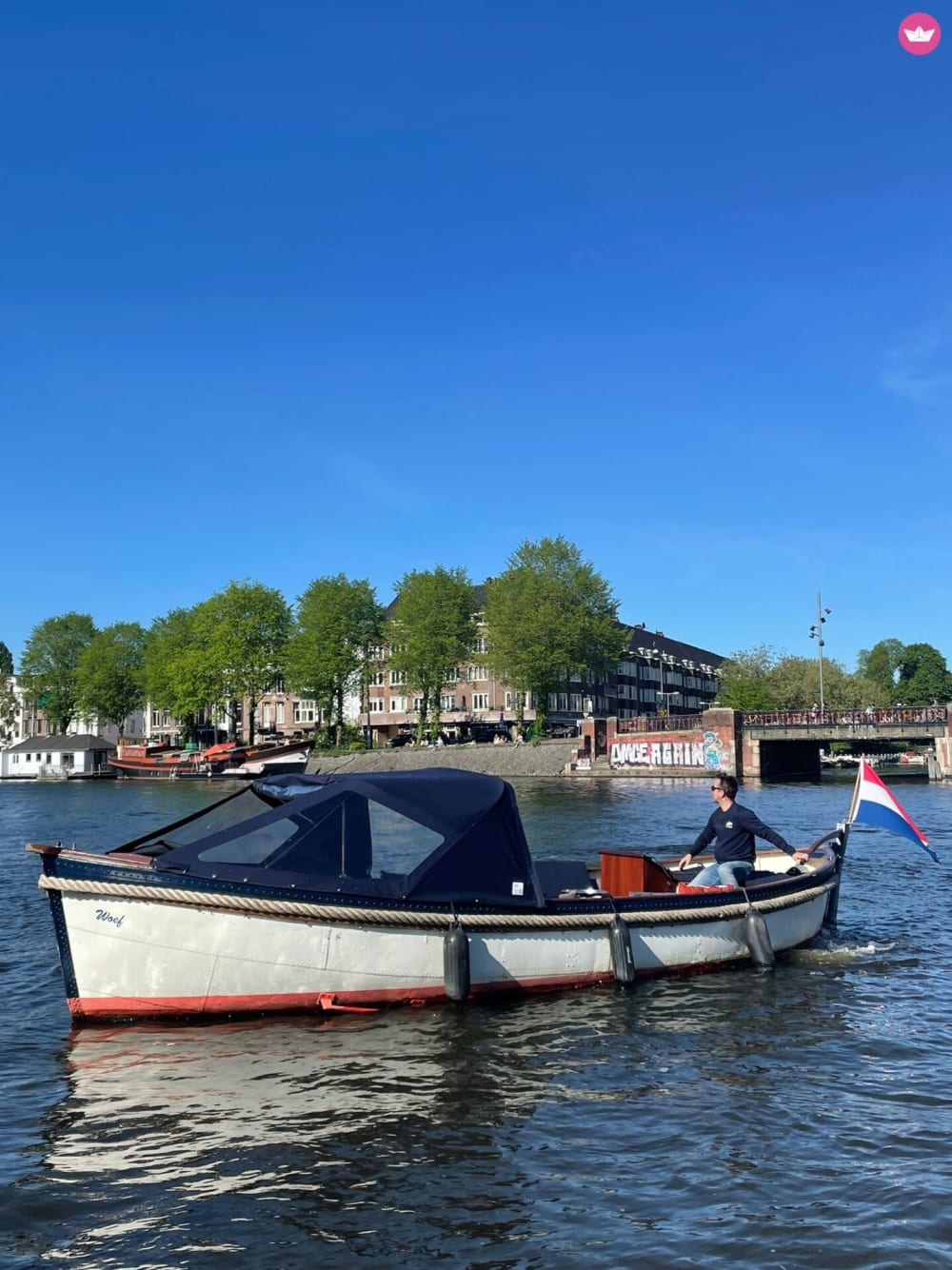 1,5 uur durende privéboottocht – Ontdek Amsterdam in je eigen tempo
