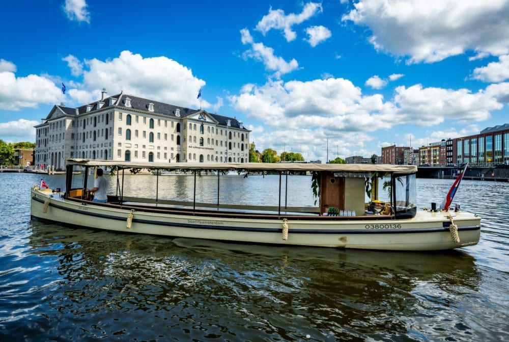 Elegant 1,5-timmars privat kryssning – Lyx på Amsterdams kanaler