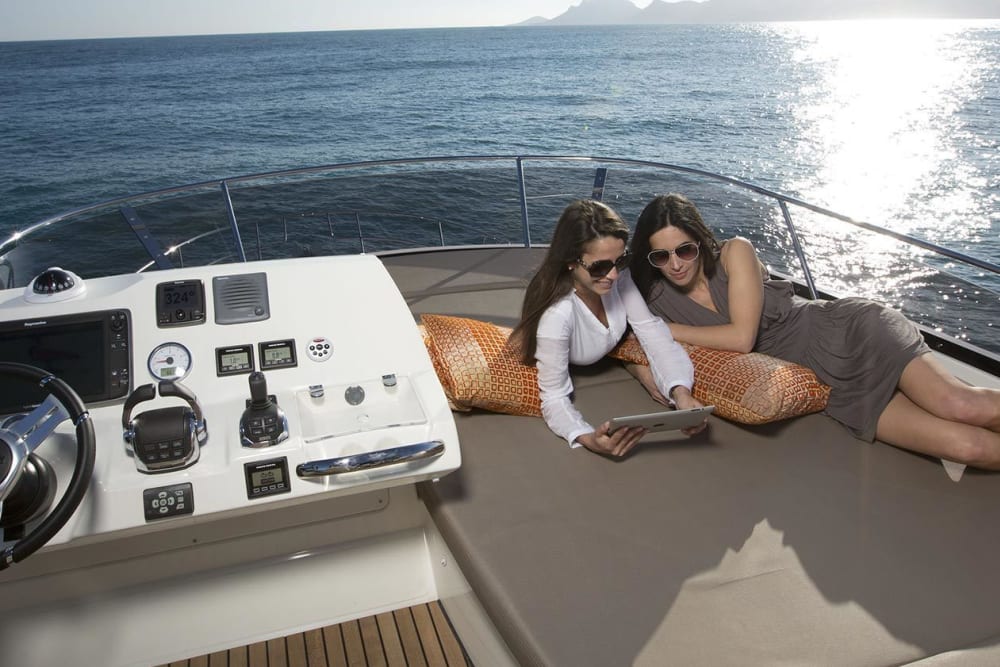 Crystal Waters and Coastal Magic: 3.5h Giardini Naxos Adventure