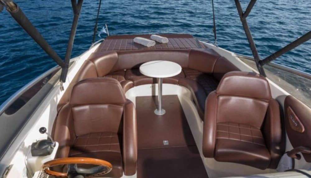 Höhepunkte von Nord-Zakynthos: Ganztägige Kreuzfahrt zum Shipwreck Beach, den Blauen Grotten und geheimen Buchten