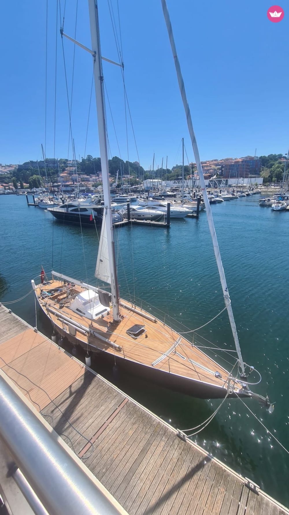 Half-Day Luxury Charter: Explore the Coast from Puerto Banús in style!!