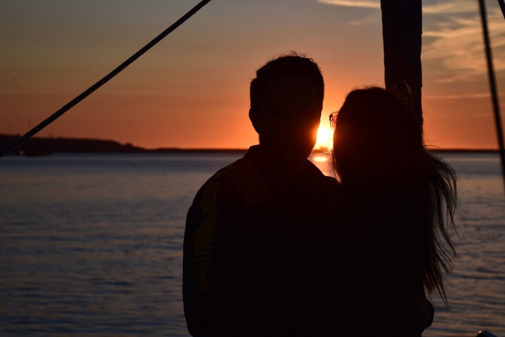 Privates Segelerlebnis bei Sonnenuntergang auf dem Fluss Douro