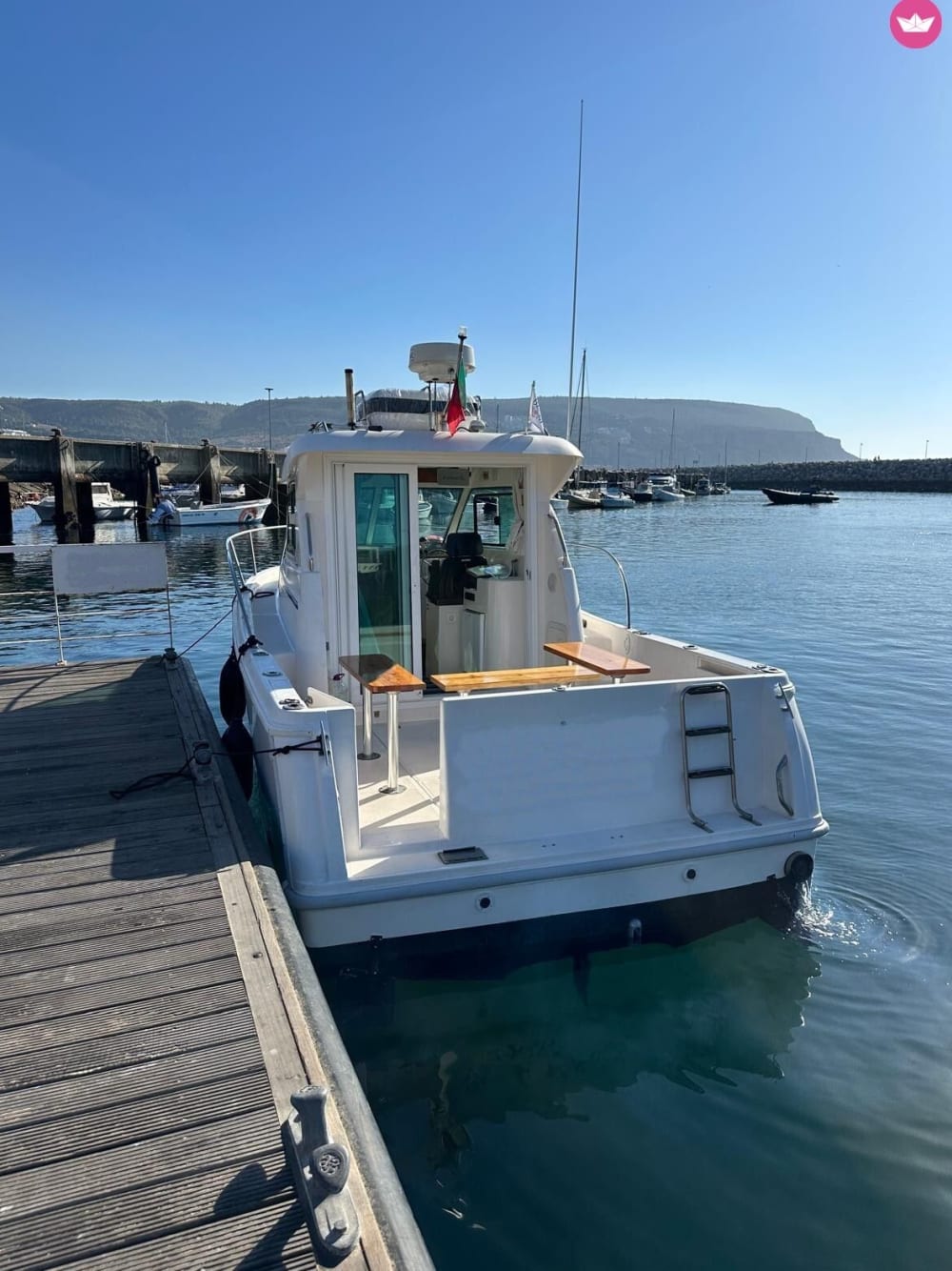 Crucero costero de medio día: Relájese, explore, repita