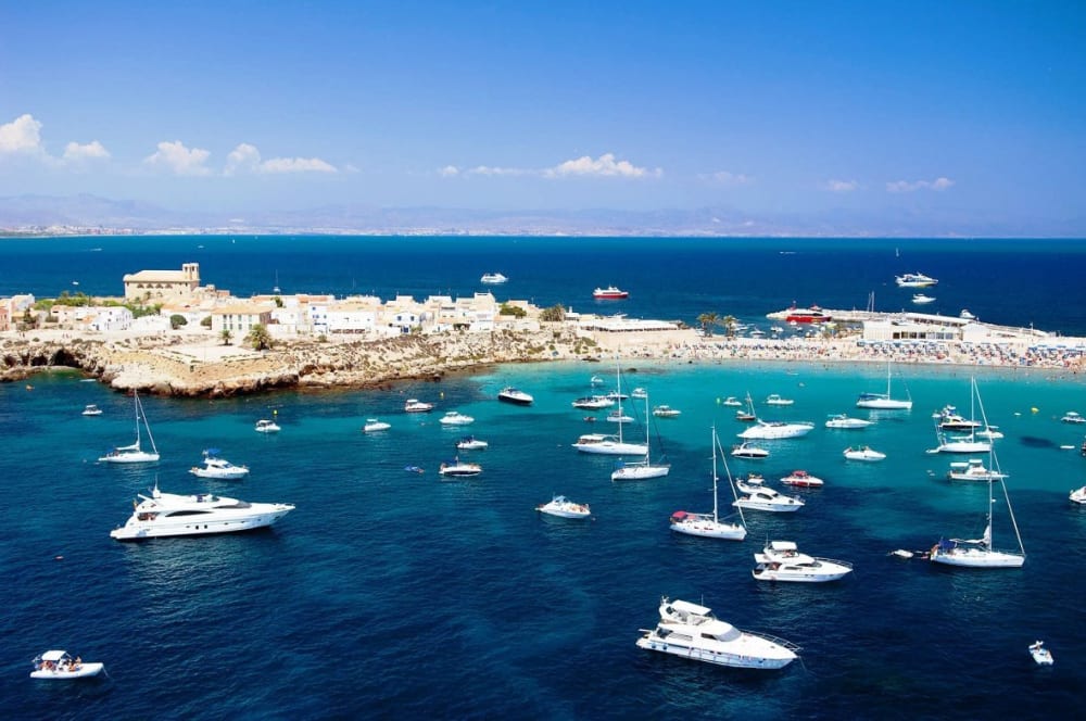 Escapada de un día desde Marina Salinas: sol, mar y tranquilidad