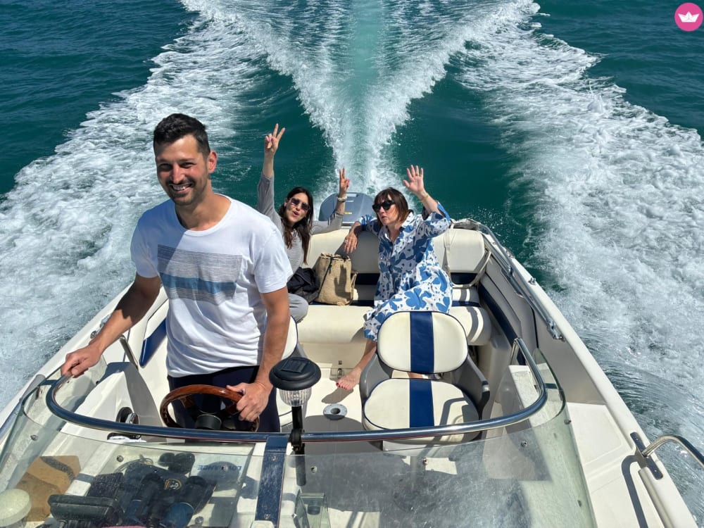 Unforgettable excursion to Limeni: Swim with the turtles!