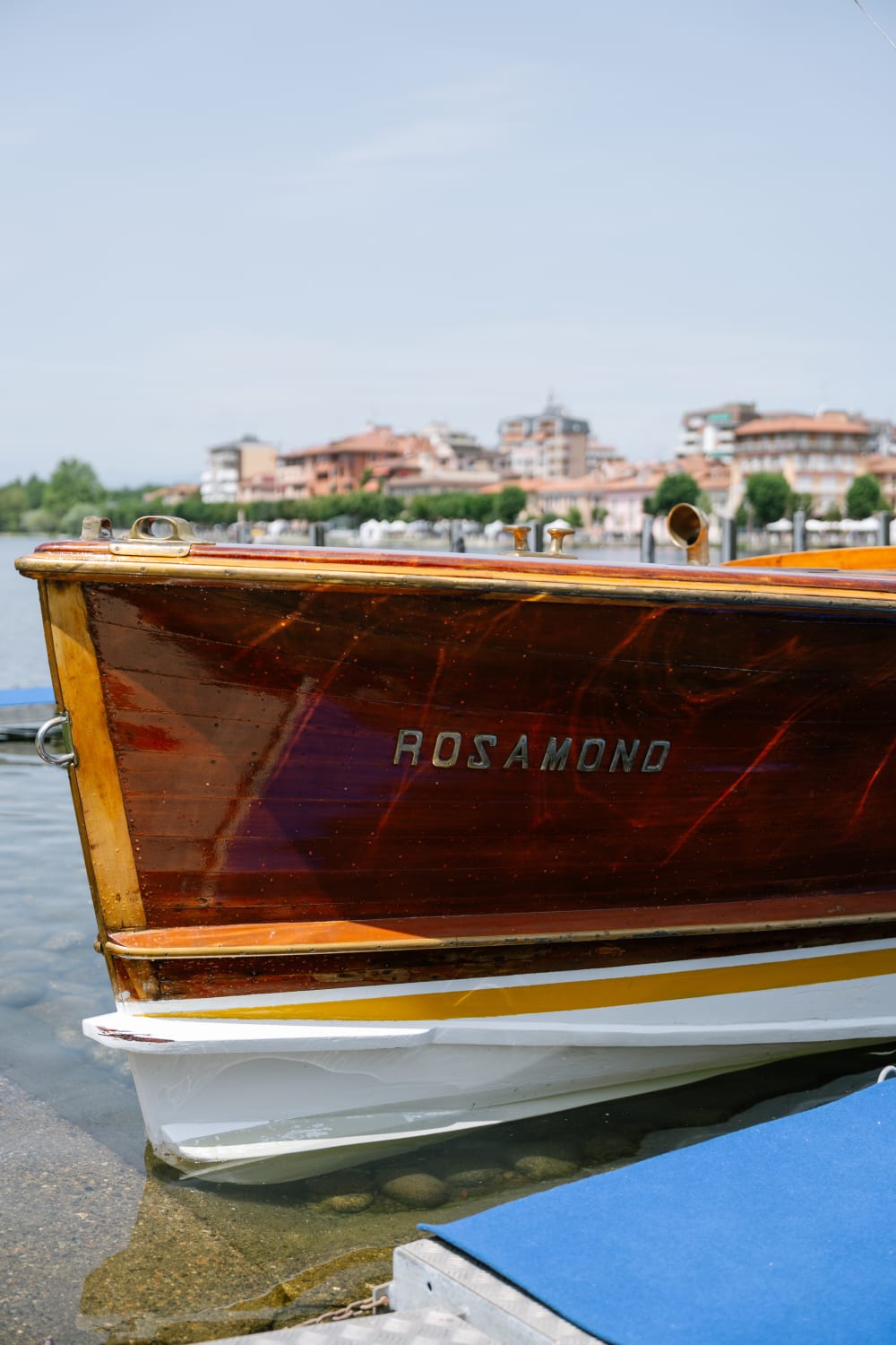 Fascino senza tempo: fuga di 1 ora sul Lago Maggiore a bordo del Taroni Rosamond