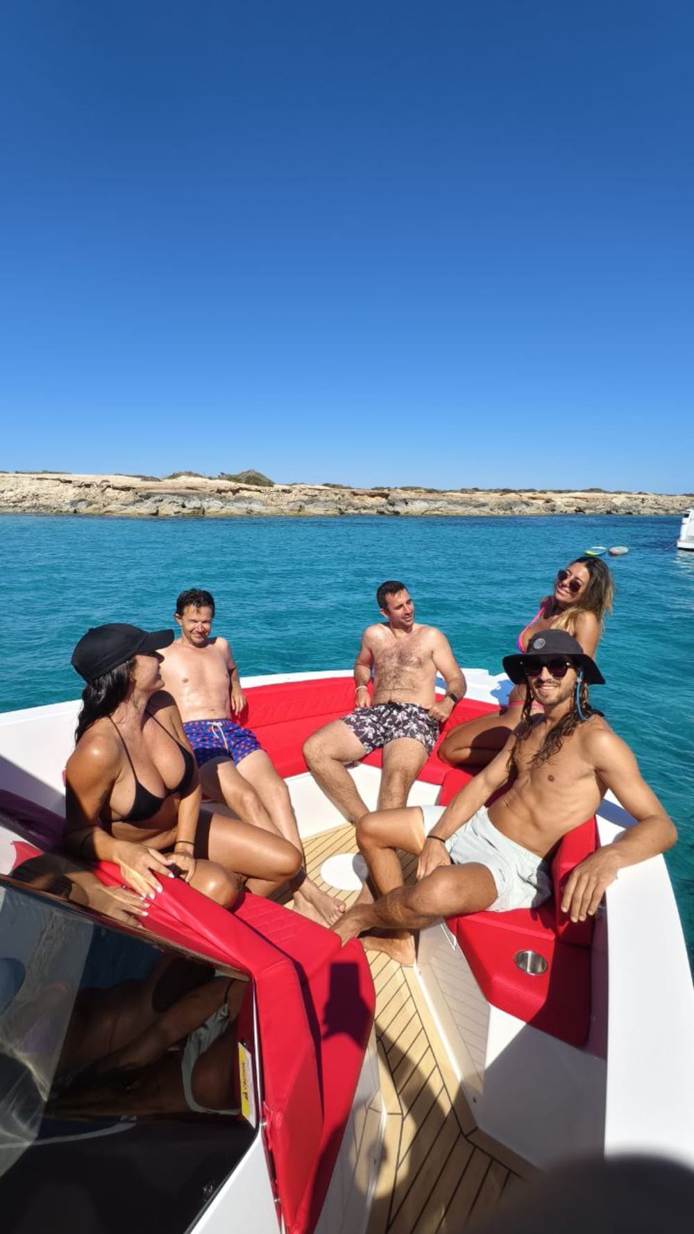 Escape to Cala Saona: Formentera via Cala Pluma & Espalmador