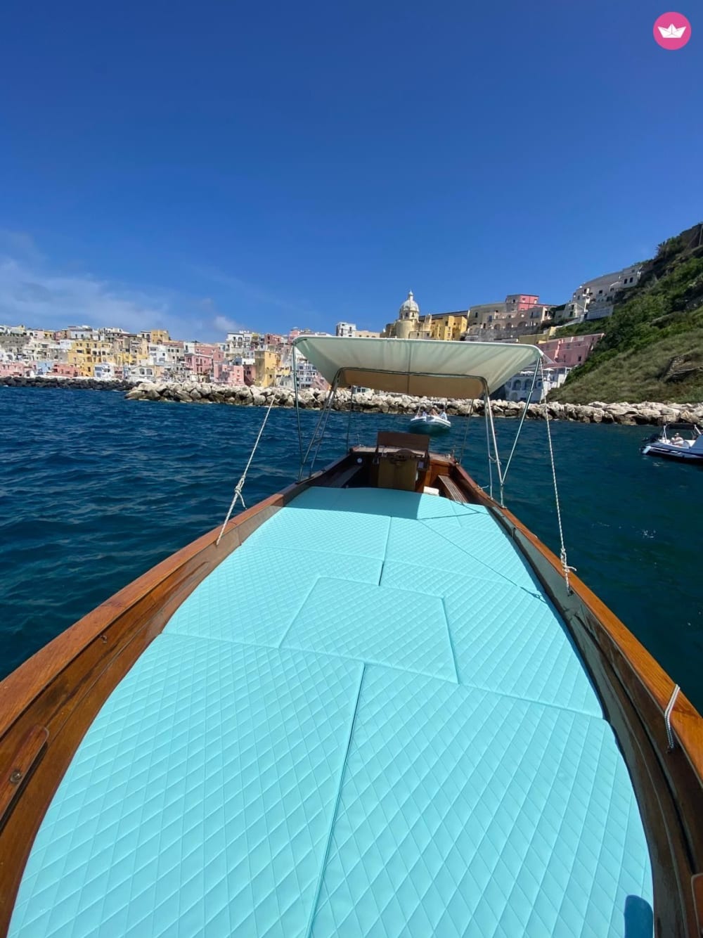 Mezza Giornata a Ischia – Relax in Lancia Tradizionale