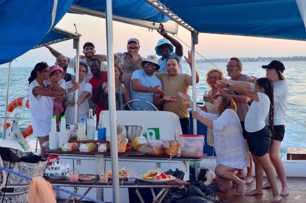 Excursion en catamaran de 2 heures en Méditerranée avec observation des dauphins