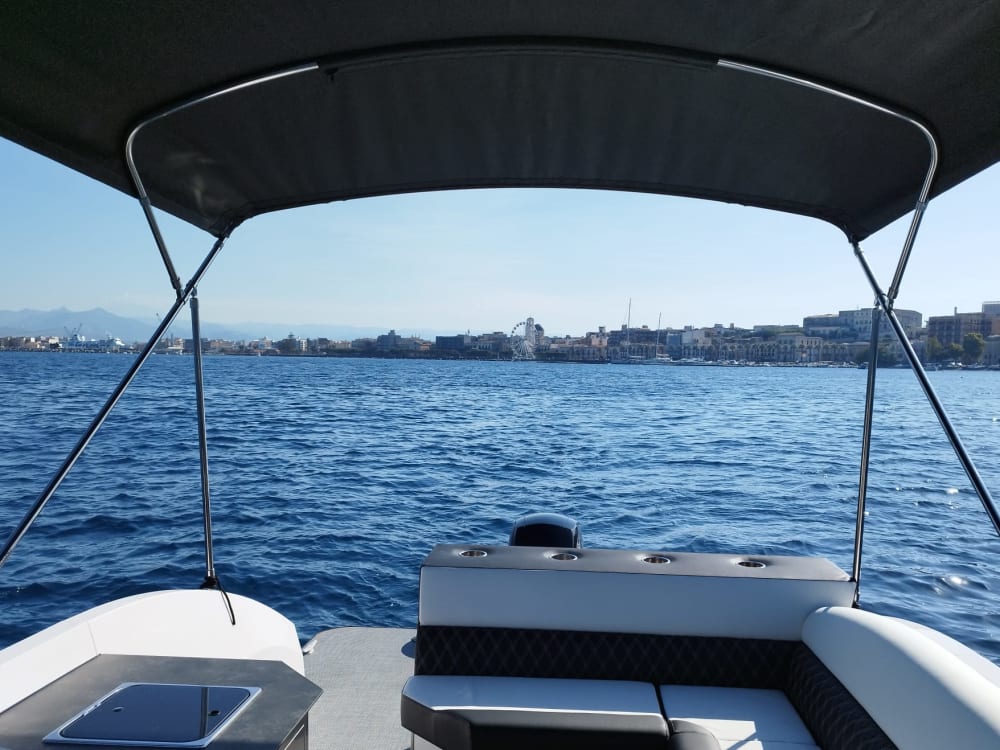 Gran Tour delle Isole Eolie: Vulcano, Lipari e Salina in Pontone di Lusso