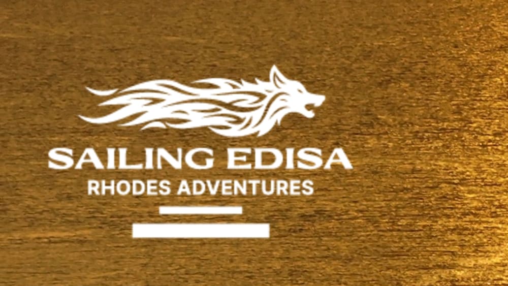 Romance en Rodas: Atardecer en la costa este, cocina vietnamita con vino y champán premium C.A.I.R, cerveza local, refrescos y un cóctel de cortesía.