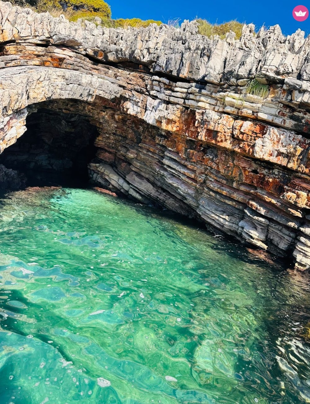 Costa settentrionale di Saranda – Tour in barca di 6 ore con spiagge segrete