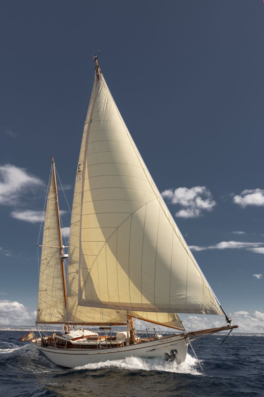 Retiro costero rápido: tour por Sóller con champán y delicias ecológicas