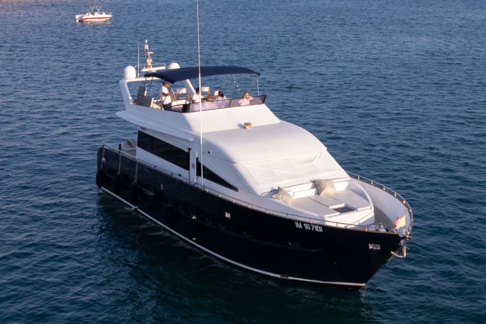 Luxury Yacht Tour: un giorno indimenticabile sulla costa di Siracusa