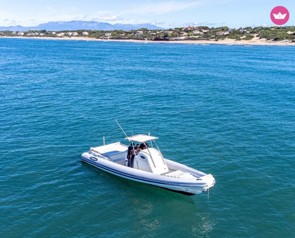 Ponza Paradise: Full-Day Maxi Gommone Adventure