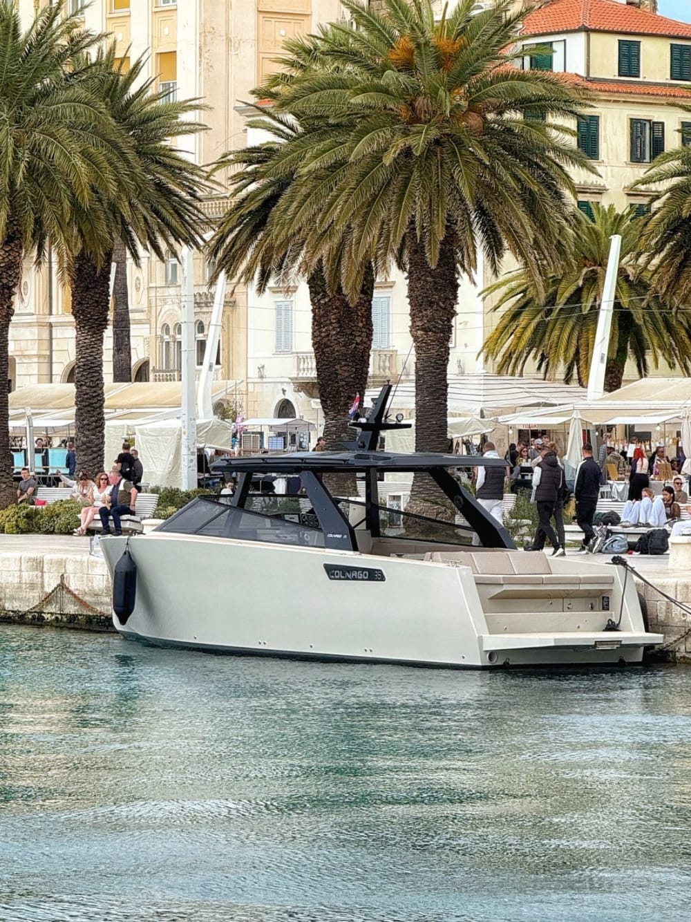 Private VIP Tour - Half-Day 3 Islands Tour – Blue Lagoons, Shipwreck & Trogir or Maslinica