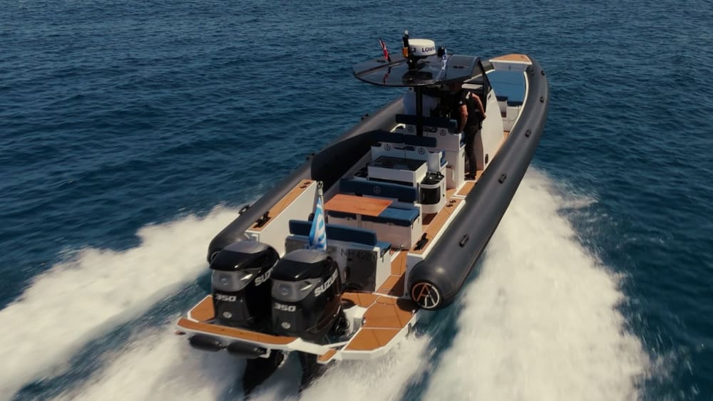 Santorini completa via mare – Tour privato intorno all'isola