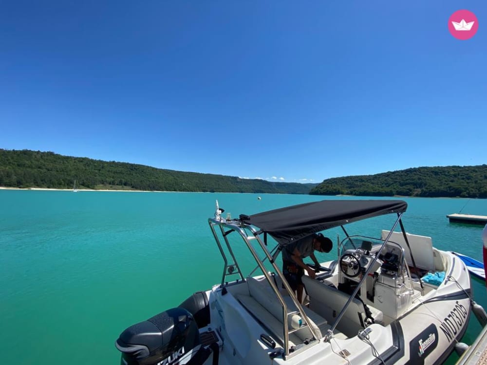 Balade nature aux cascades du lac de Vouglans : baignade et apéritif !