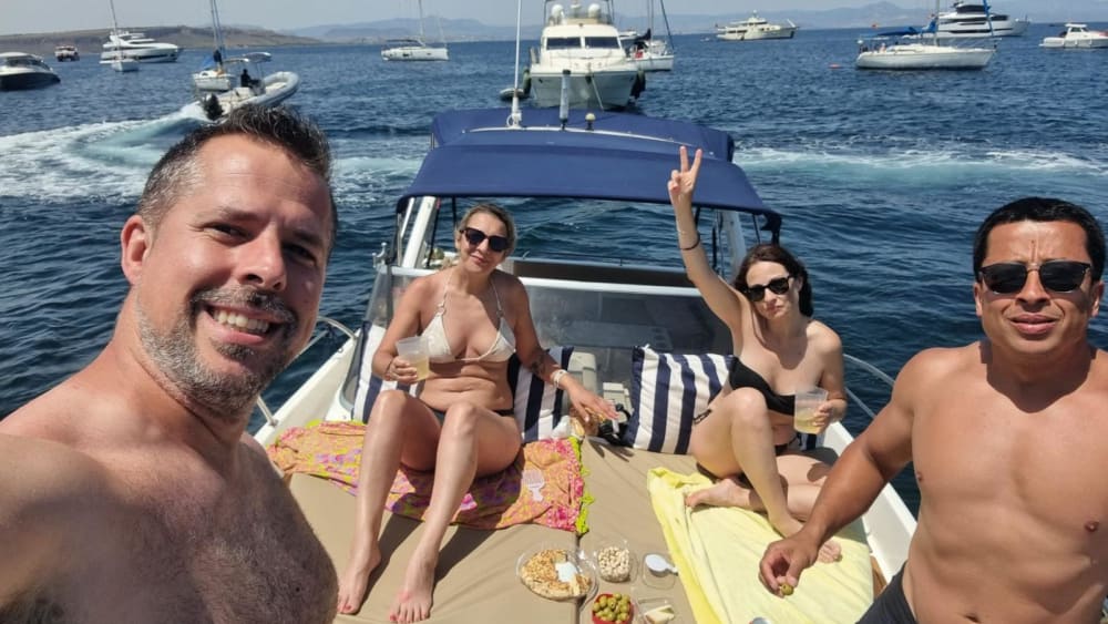 An Unforgettable Day in Tabarca – Nature, Snorkeling, and Relaxation