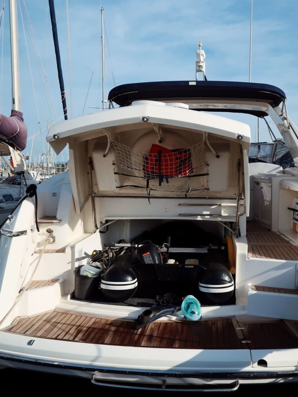 Folgen Sie den Voiles de Saint-Tropez vom Meer aus