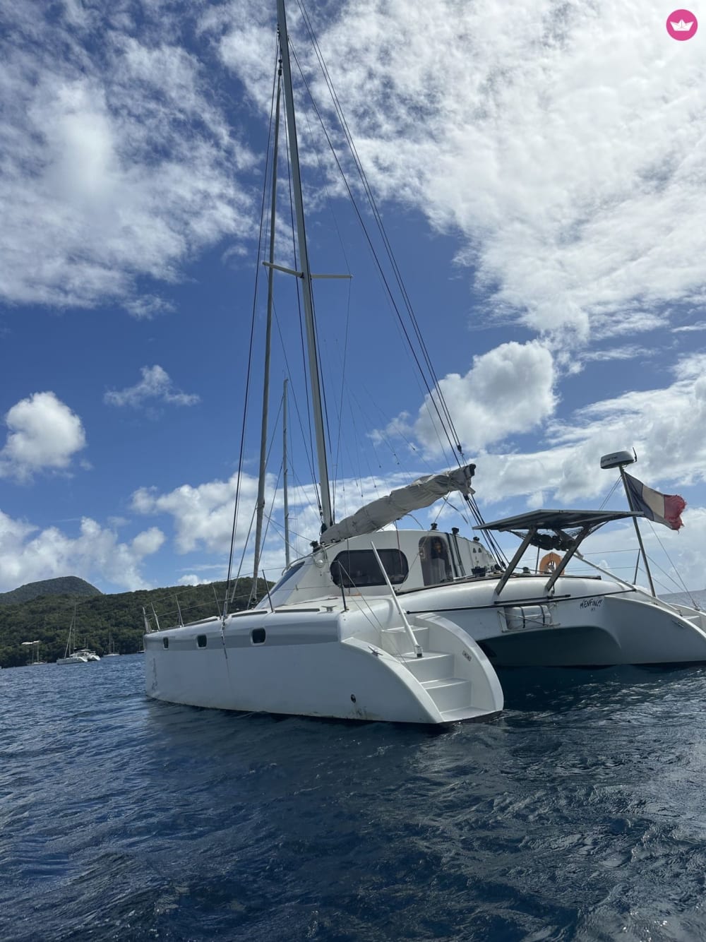 Vivez 3h30 Magiques sur un Catamaran entre la Ciotat et port d'Alon (matin ou après-midi)