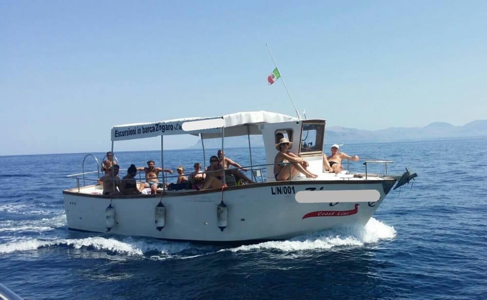 Celebrazione tra le Onde: Addio al Celibato/Nubilato Esclusivo nel Golfo di Castellammare
