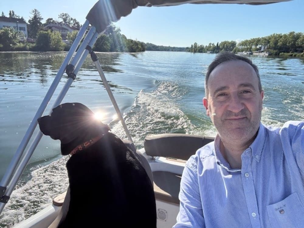 Balade fluviale sur mesure : 4 heures de liberté au fil de l’eau.