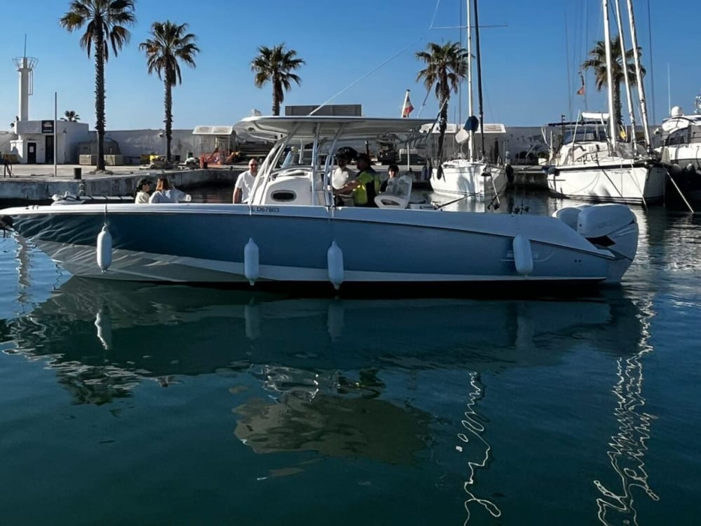 Crucero & Baño por las costas de Sitges, 4h de Relax y Placer