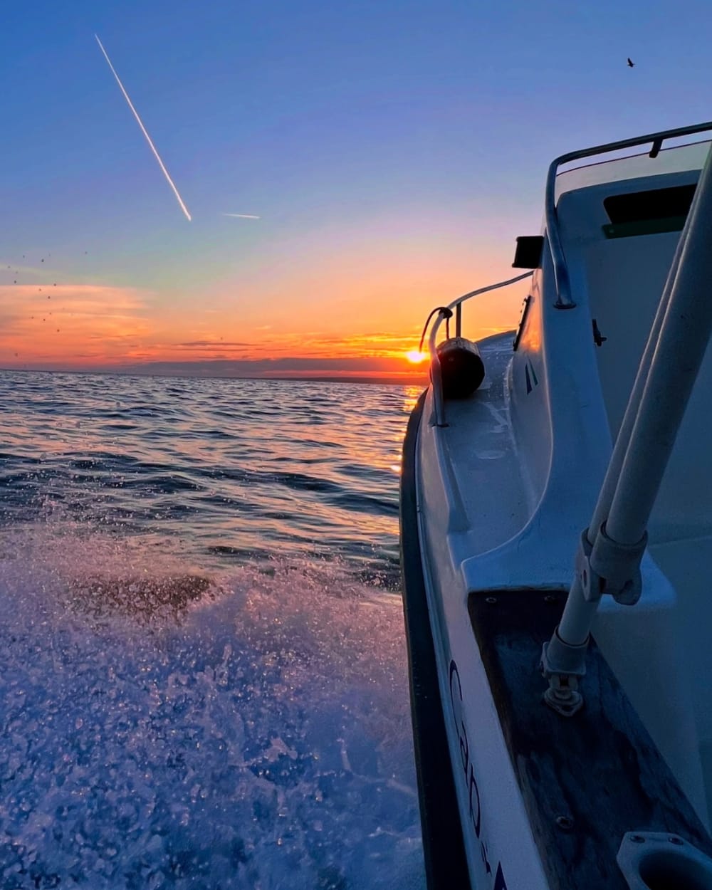Tramonto in mare – Crociera privata nelle Calanques di Marsiglia con la barca Myli