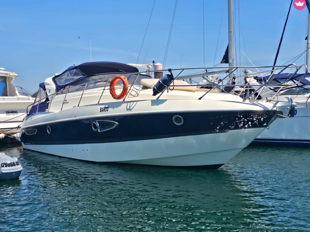 Passeio de barco privado para eventos corporativos e reuniões de equipe