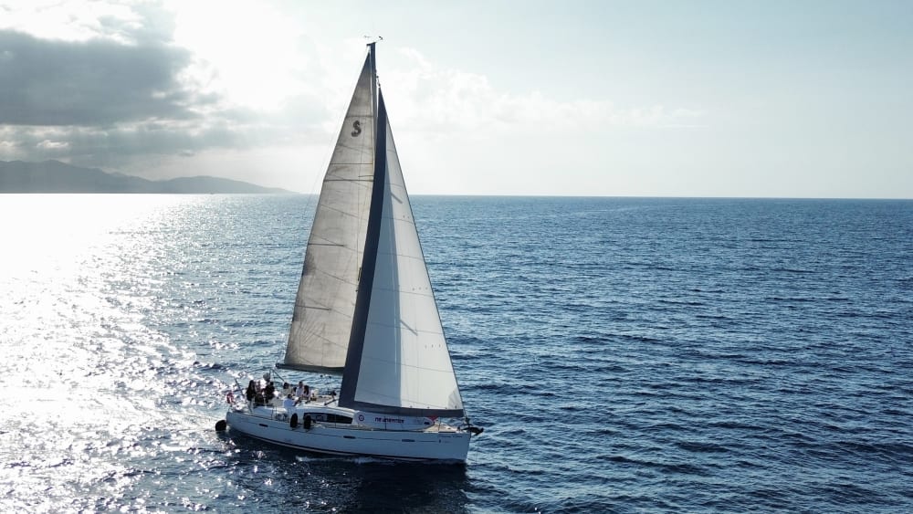 Aegean Escape: Sailing Adventure to Dia Island