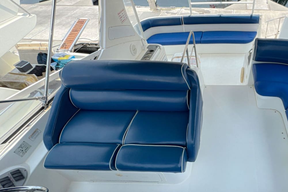 5-Hour Journey — Luxury Dubai Yacht Adventure