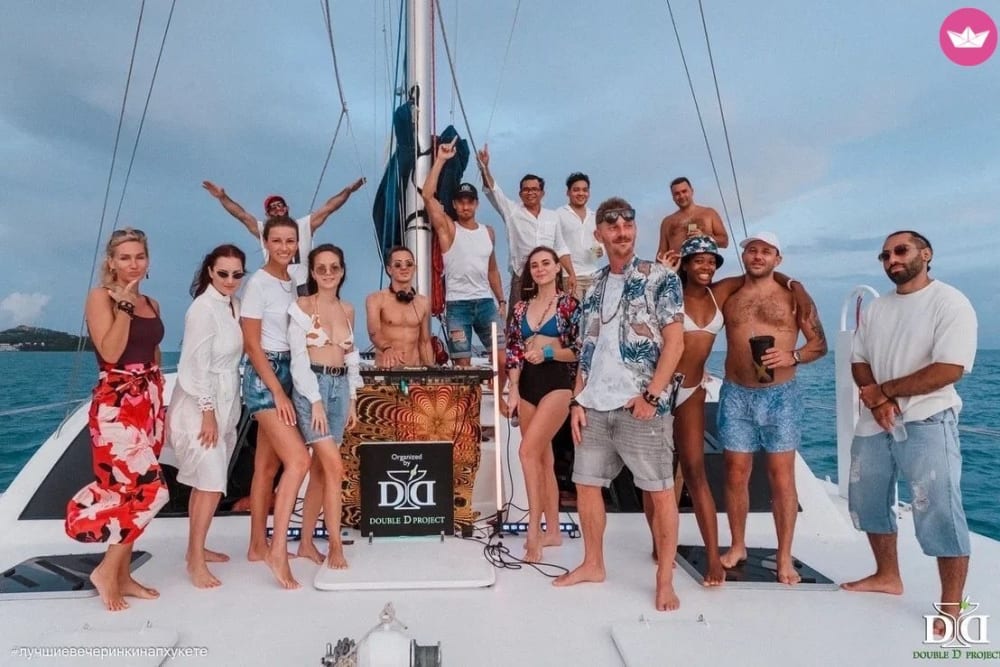 Afternoon Coastal Cruise: Capes & Hidden Beaches