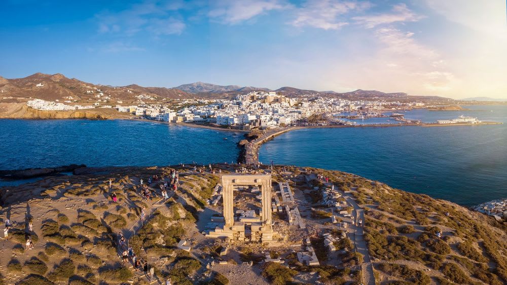 Ελευθερία στα νησιά: Νάξος & Ηρακλειά με Skipper από το RIB