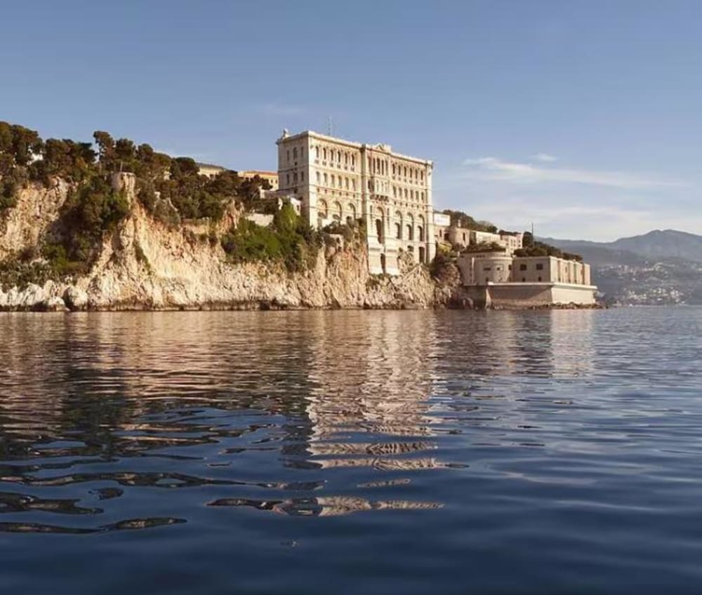4-hour Private Cruise from Monaco: Discovering the Jewels of the Riviera
