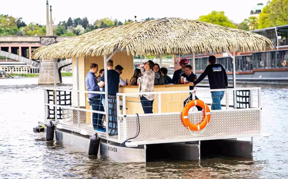 Prague Tiki Boat – 1.5-Hour Floating Hawaiian Bar Experience