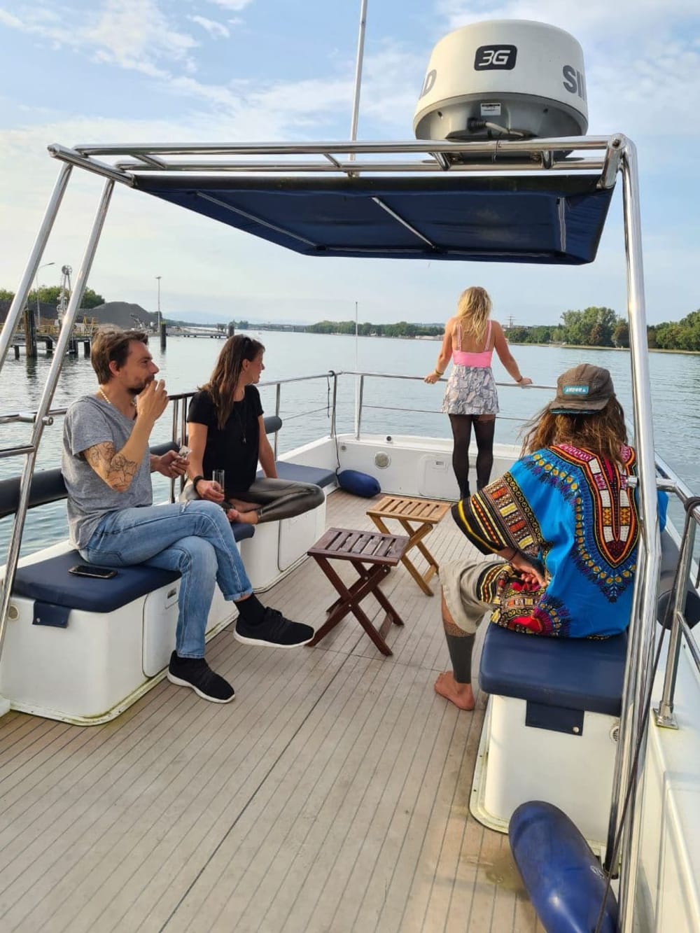 Basel ApéroBoat (ALL INCLUSIVE) – Bootsparty für private Gruppen (90 min)