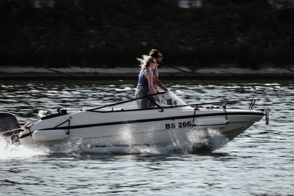 Basel Speedboat Tour – 60 Minuten Nervenkitzel pur auf dem Rhein