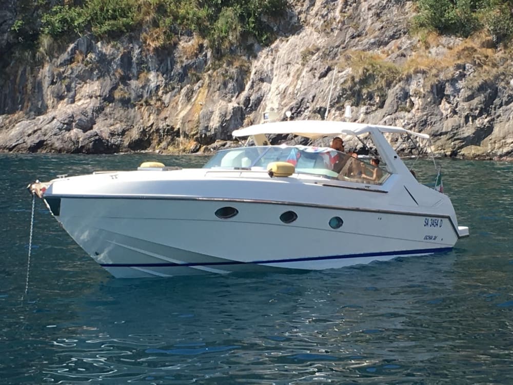 Ganztägige Küstenkreuzfahrt in Positano