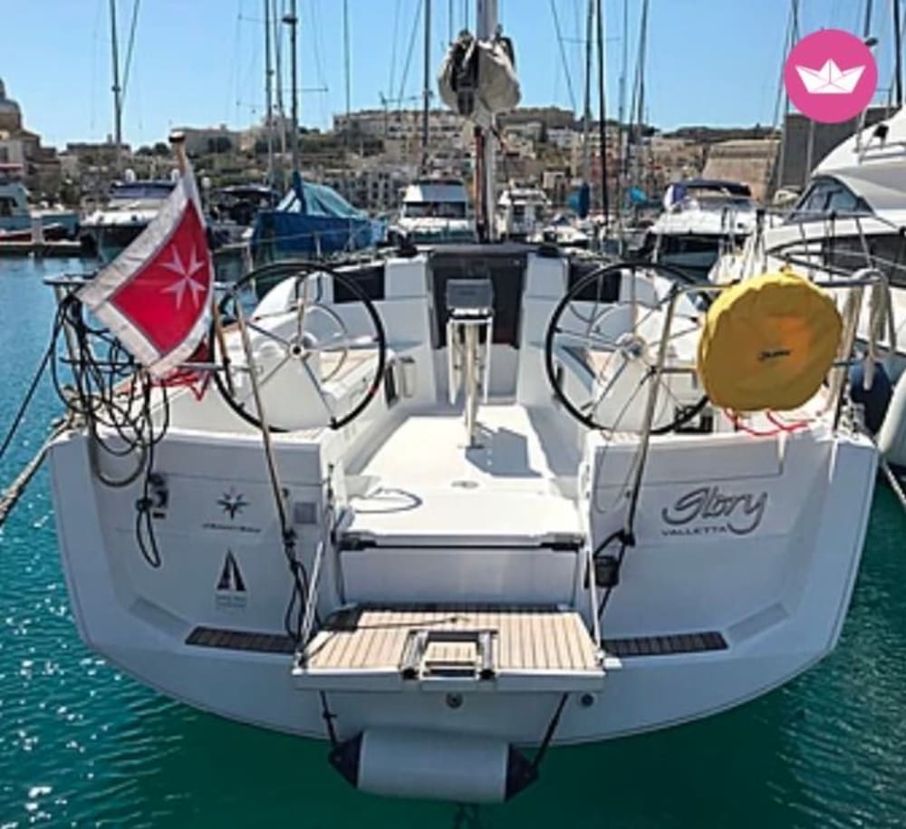 Sailing Malta’s Blue Jewels during a Full-Day Tour