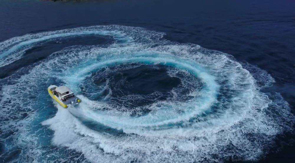 Pakleni Islands and south side - speedboat experience